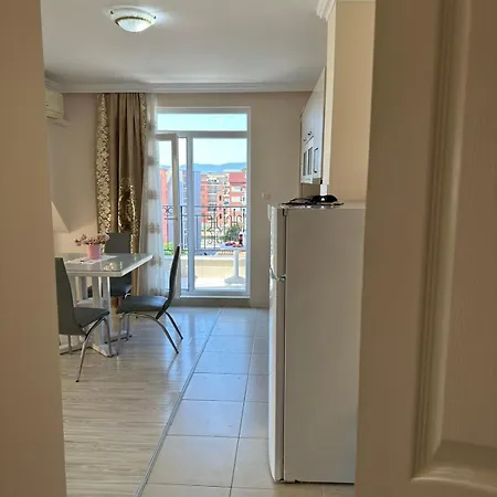 Persani 3 Sanny 阳光海滩